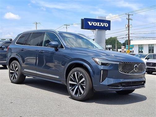 2026 Volvo XC90 B5 Core