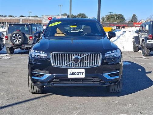 2024 Volvo XC90 Recharge Plug-In Hybrid T8 Ultimate Bright Theme 7-Seater