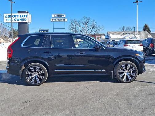 2024 Volvo XC90 Recharge Plug-In Hybrid T8 Ultimate Bright Theme 7-Seater