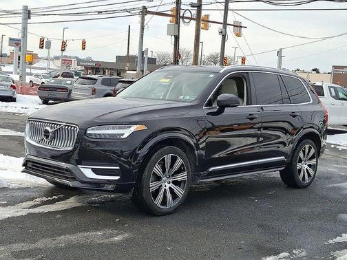 2023 Volvo XC90 B6 Ultimate 7-Seater