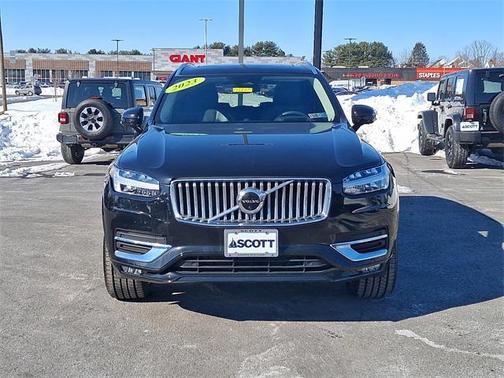 2023 Volvo XC90 B6 Ultimate 7-Seater