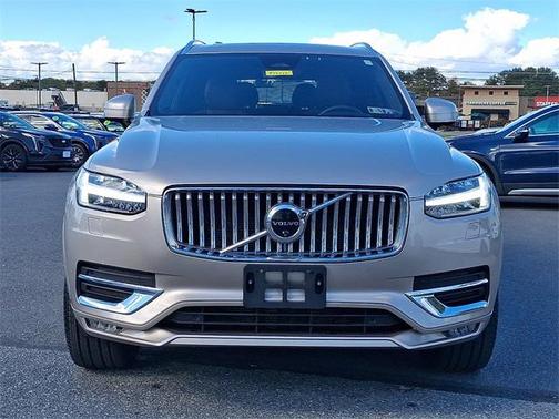 2024 Volvo XC90 B6 Plus Bright Theme 7-Seater