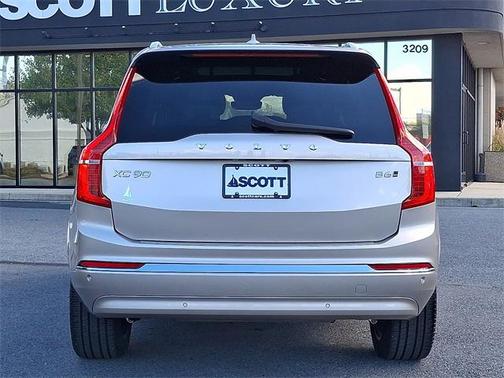 2024 Volvo XC90 B6 Plus Bright Theme 7-Seater