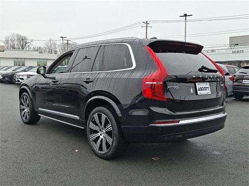 2024 Volvo XC90 B6 Ultimate Bright Theme 7-Seater
