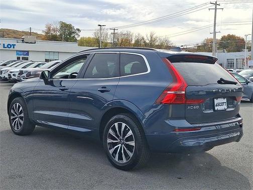 2023 Volvo XC60 B5 Core