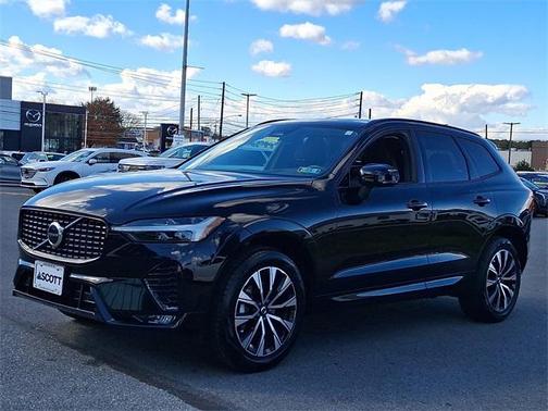 2025 Volvo XC60 B5 Core