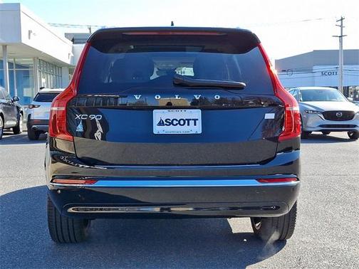 2023 Volvo XC90 Recharge Plug-In Hybrid T8 Plus 6-Seater