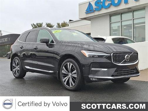 2023 Volvo XC60 B5 Ultimate Bright Theme