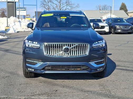 2025 Volvo XC90 B6 Ultra