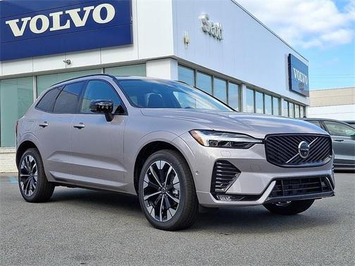 2026 Volvo XC60 B5 Plus