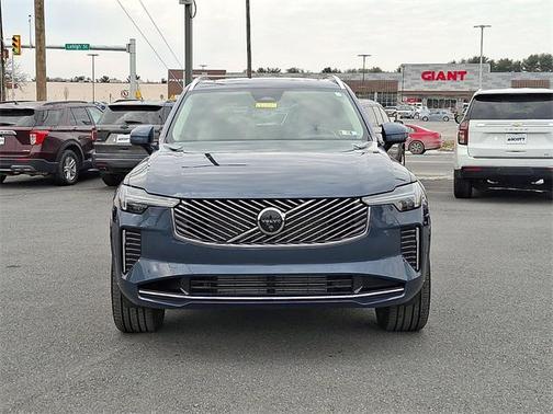 2025 Volvo XC90 Plug-In Hybrid T8 Ultra 7-Seater