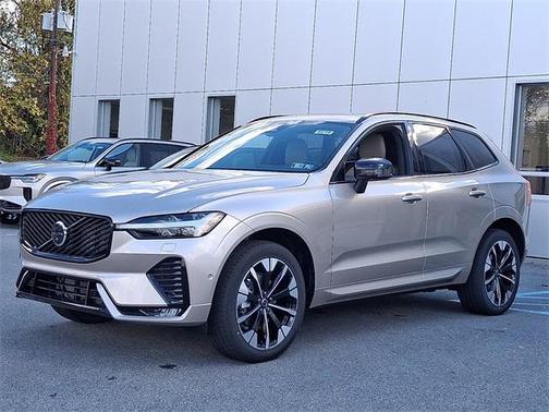2026 Volvo XC60 B5 Plus