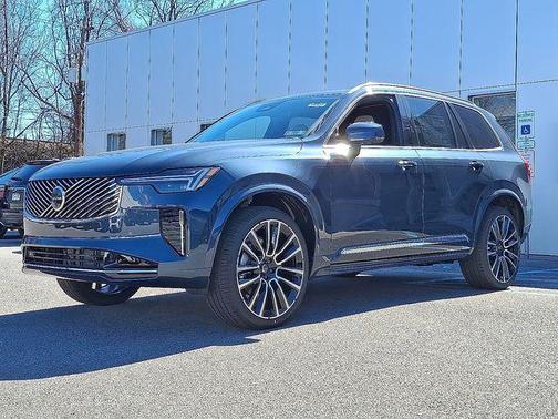 2026 Volvo XC90 B6 Plus 7-Seater