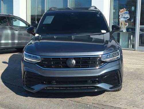 2023 Volkswagen Tiguan 2.0T SE R-Line Black