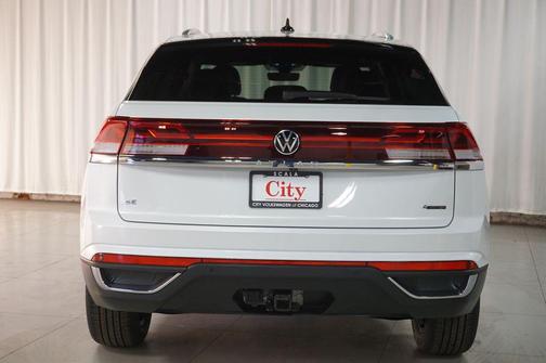 opal white pearl 2026 Volkswagen Atlas Cross Sport 2.0T SE w/Technology 4MOTION