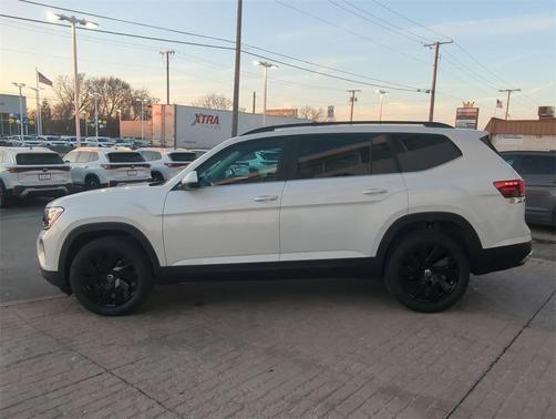 2026 Volkswagen Atlas 2.0T SE w/Technology 4MOTION