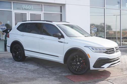2022 Volkswagen Tiguan 2.0T SE R-Line Black 4MOTION