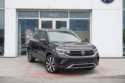 Deep Black 2023 Volkswagen Taos 1.5T SE