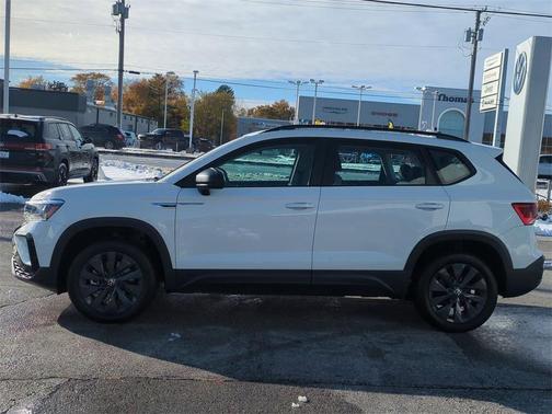 2024 Volkswagen Taos 1.5T S