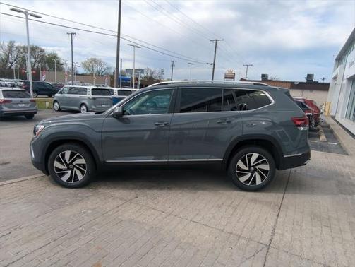 2025 Volkswagen Atlas 2.0T SEL