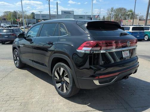 2025 Volkswagen Atlas Cross Sport 2.0T SE w/Technology 4MOTION