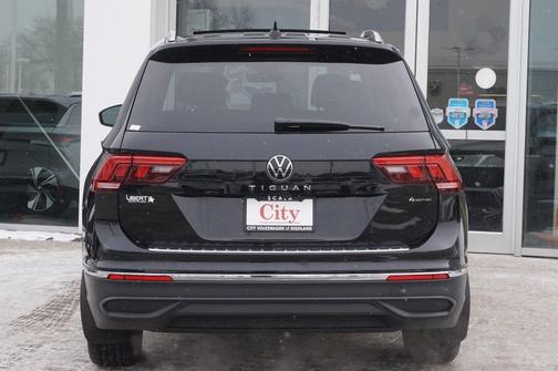 2024 Volkswagen Tiguan 2.0T Wolfsburg Edition