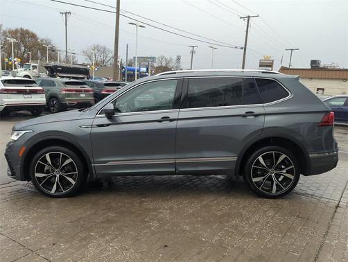 2024 Volkswagen Tiguan 2.0T SEL R-Line 4MOTION