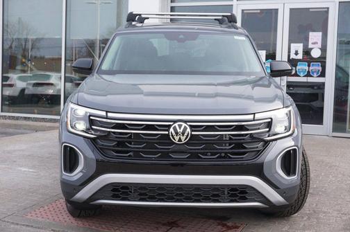 2026 Volkswagen Atlas Peak Edition