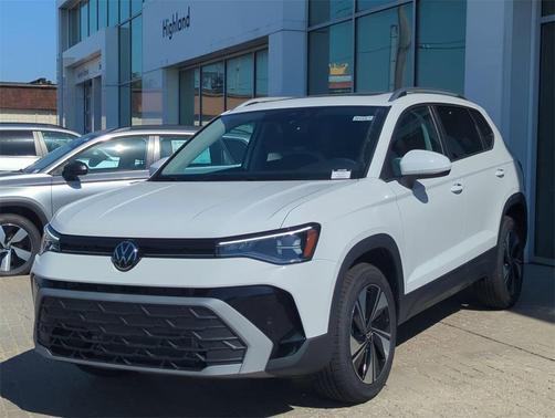 2025 Volkswagen Taos 1.5T SE