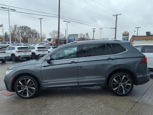2024 Volkswagen Tiguan 2.0T SEL R-Line 4MOTION