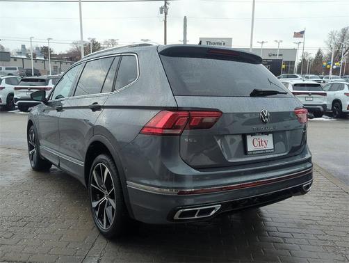 2024 Volkswagen Tiguan 2.0T SEL R-Line 4MOTION
