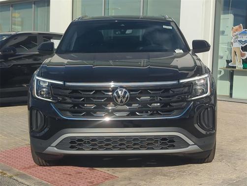 2026 Volkswagen Atlas Cross Sport 2.0T SE w/Technology 4MOTION