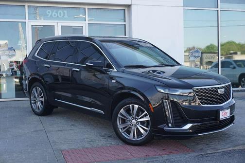 Stellar Black Metallic 2022 Cadillac XT6 Premium Luxury AWD