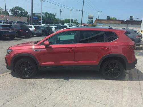 2022 Volkswagen Taos 1.5T SE