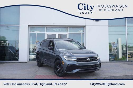 Platinum Gray Metallic 2023 Volkswagen Tiguan 2.0T SE R-Line Black 4MOTION