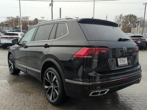 2024 Volkswagen Tiguan 2.0T SEL R-Line 4MOTION