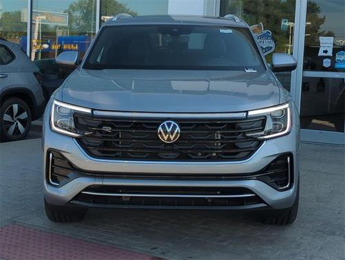 2025 Volkswagen Atlas Cross Sport 2.0T SEL Premium