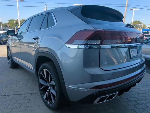 2025 Volkswagen Atlas Cross Sport 2.0T SEL Premium