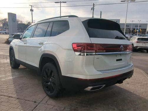 2026 Volkswagen Atlas 2.0T SE w/Technology 4MOTION