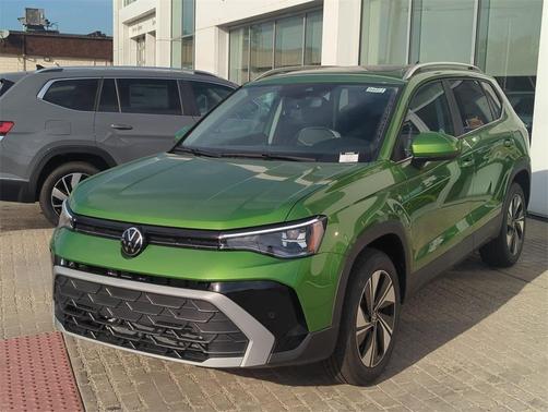2025 Volkswagen Taos 1.5T SE