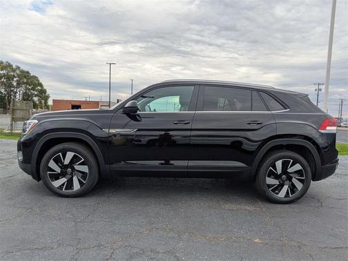 2026 Volkswagen Atlas Cross Sport 2.0T SE w/Technology 4MOTION