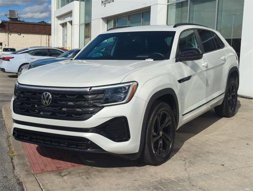 2025 Volkswagen Atlas Cross Sport 2.0T SEL