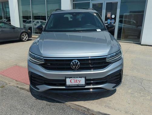 2023 Volkswagen Tiguan 2.0T SE R-Line Black 4MOTION