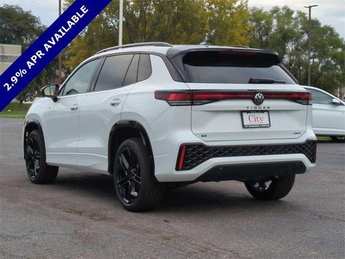 2025 Volkswagen Tiguan 2.0T SE R-Line Black 4MOTION