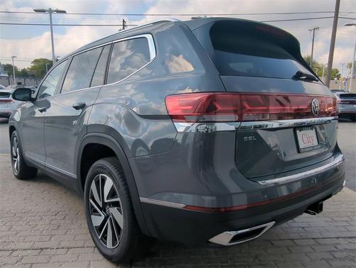 2025 Volkswagen Atlas 2.0T SEL
