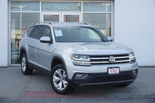 Reflex Silver Metallic 2019 Volkswagen Atlas 3.6L SE