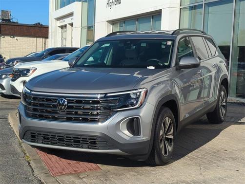 2024 Volkswagen Atlas 2.0T SE