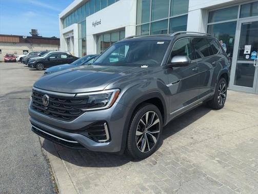 2025 Volkswagen Atlas 2.0T SEL Premium R-Line 4MOTION