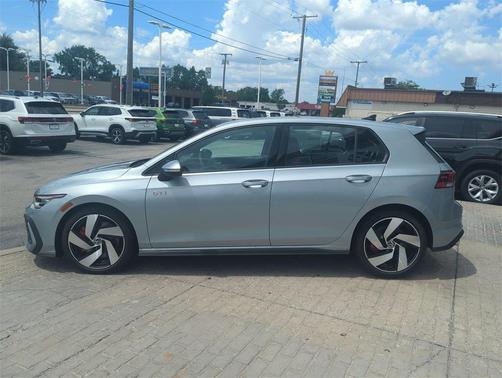 2025 Volkswagen Golf GTI 2.0T S DSG