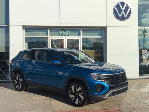 2024 Volkswagen Atlas Cross Sport 2.0T SE w/Technology 4MOTION